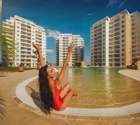 Long Beach Iskele Appartement *